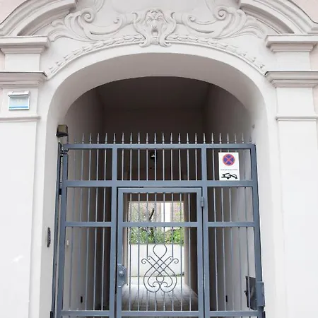 Ionia - Stary Rynek-