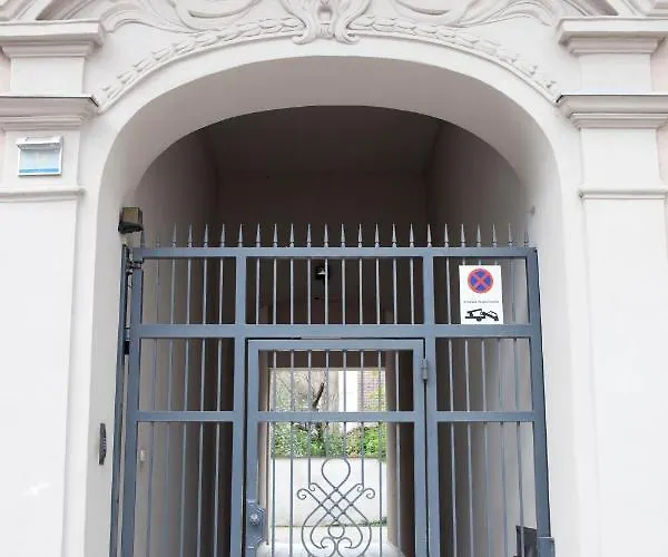 Ionia - Stary Rynek-